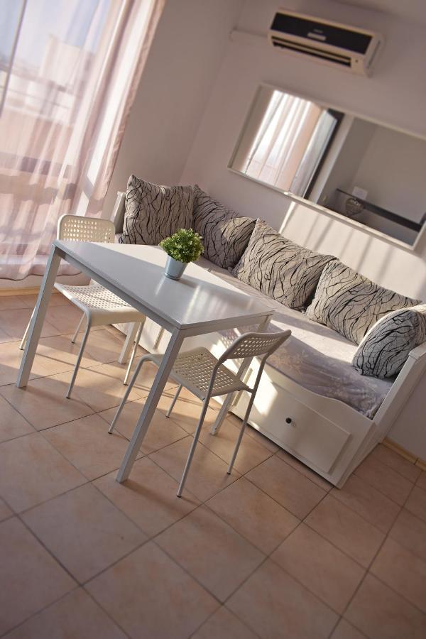Apartment Oazis 53 Plovdiv Exteriör bild