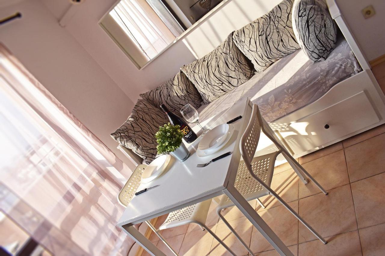 Apartment Oazis 53 Plovdiv Exteriör bild