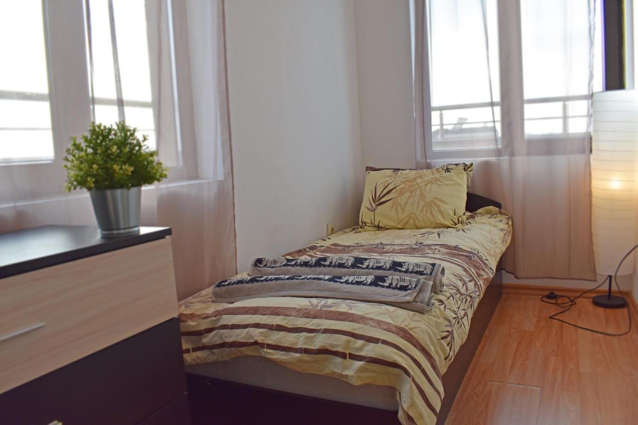 Apartment Oazis 53 Plovdiv Exteriör bild